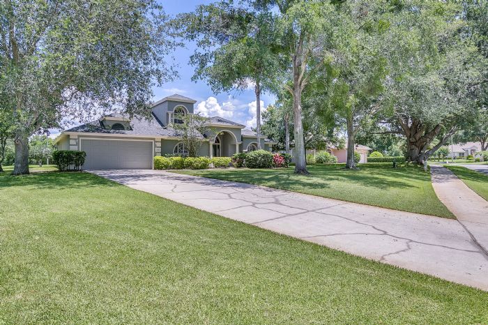 15051-green-valley-blvd--clermont--fl-34711---01---front.jpg