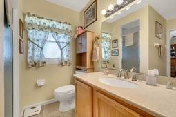 11417-Lake-Minneola-Shores--Clermont--FL-34711----22---Bathroom.jpg