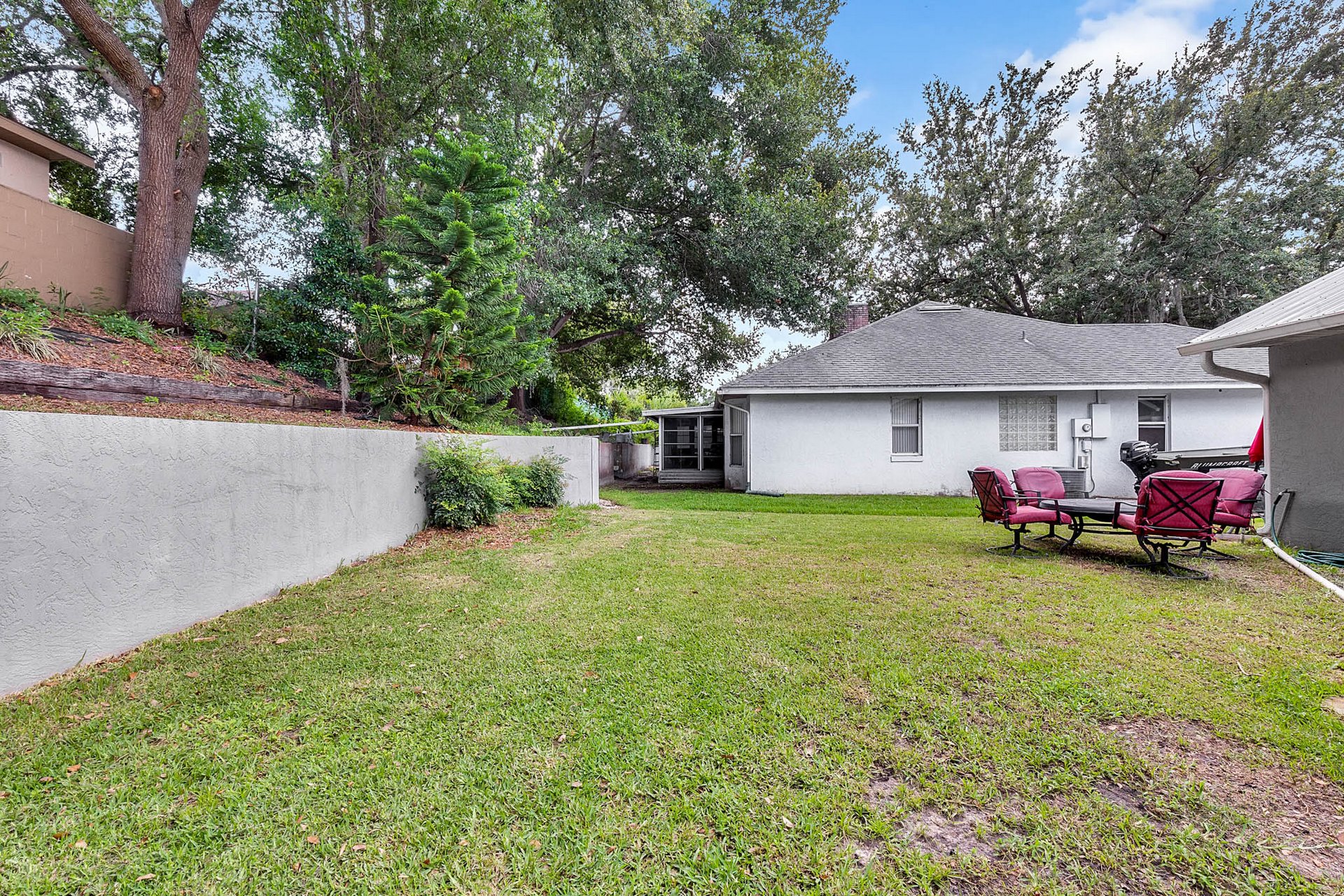 1413-15th-St--Clermont--FL-34711----18---Backyard.jpg