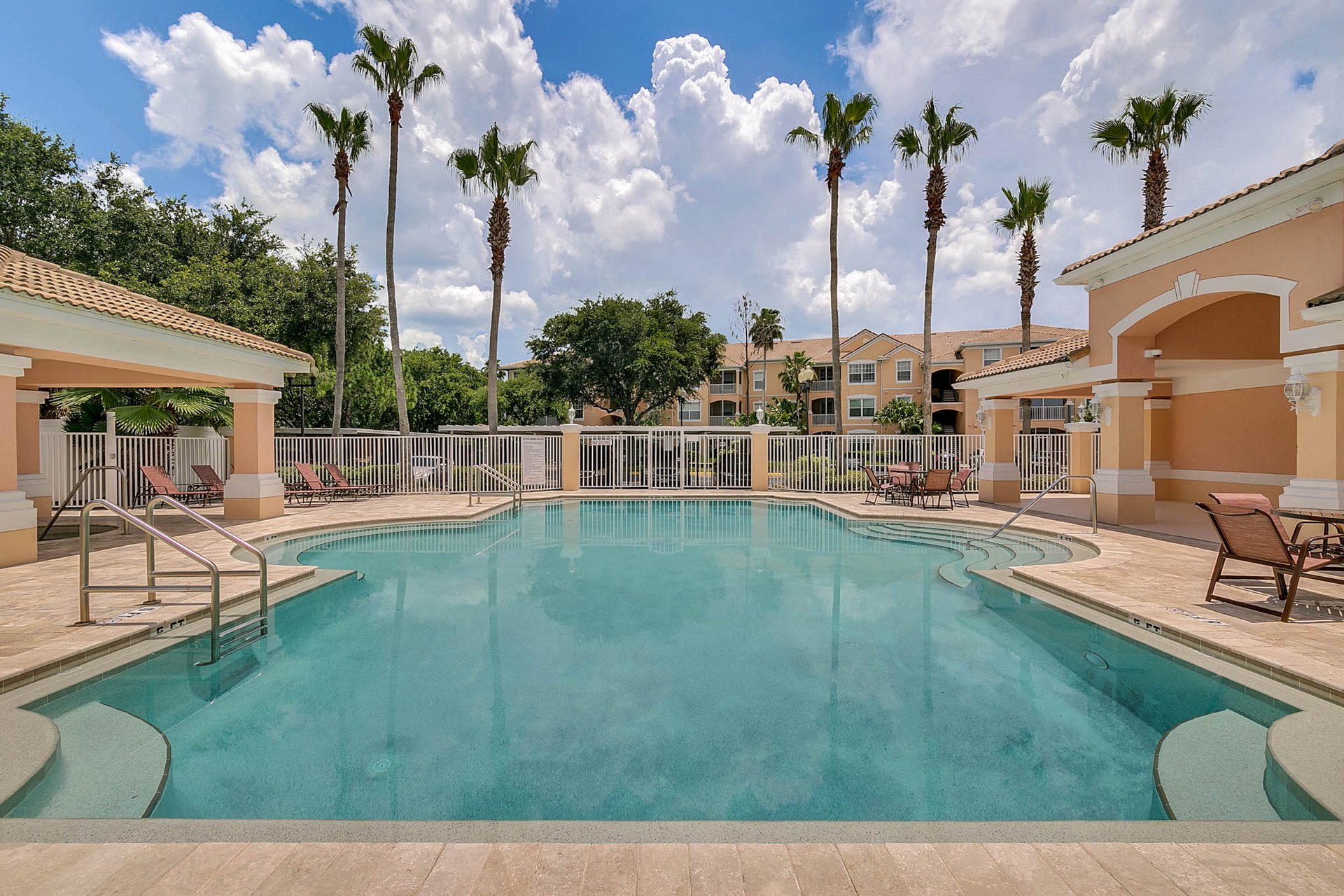 13500-Turtle-Marsh-Loop--823--Orlando--FL-32837----03---Pool.jpg