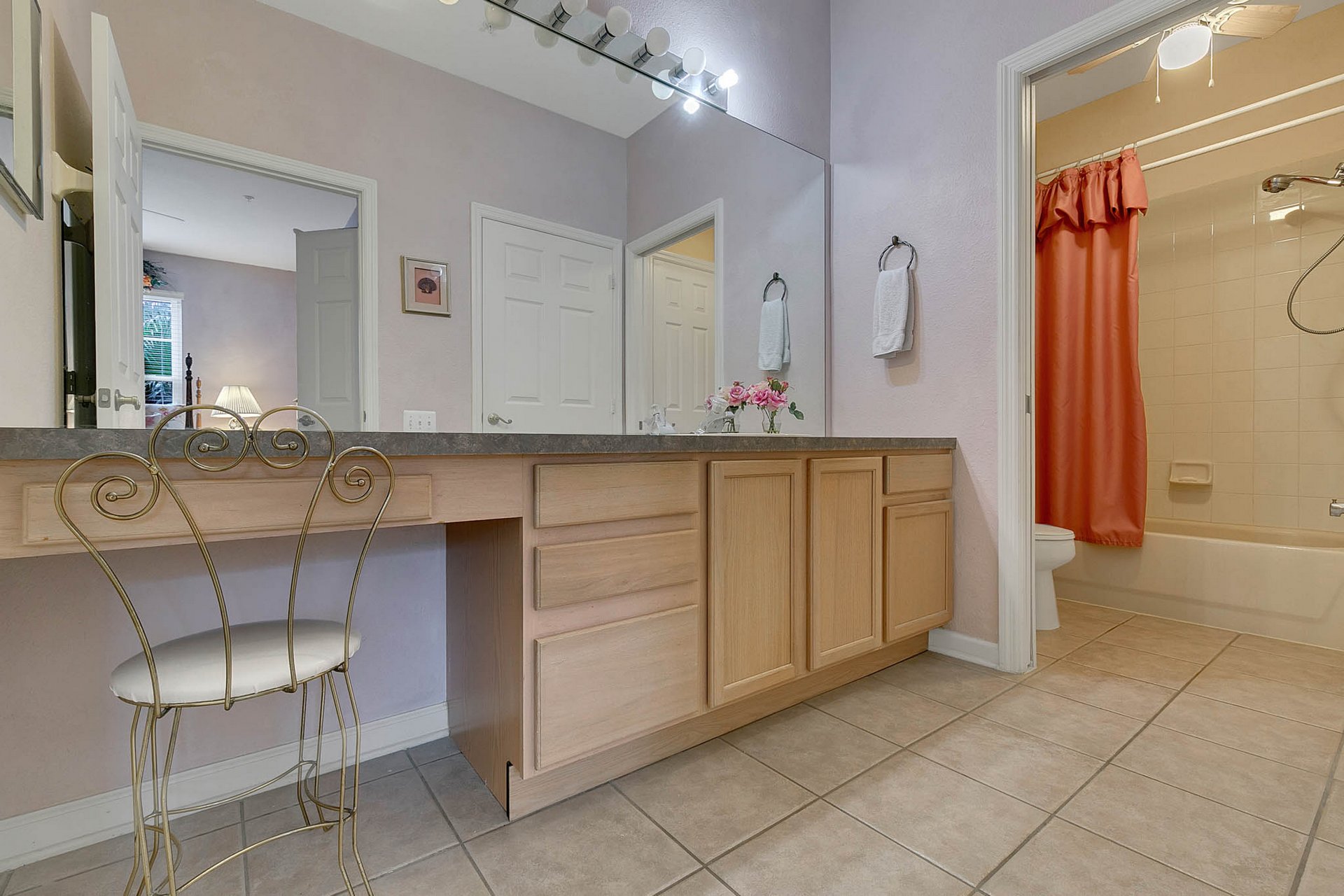 13500-Turtle-Marsh-Loop--823--Orlando--FL-32837----15---Master-Bathroom.jpg