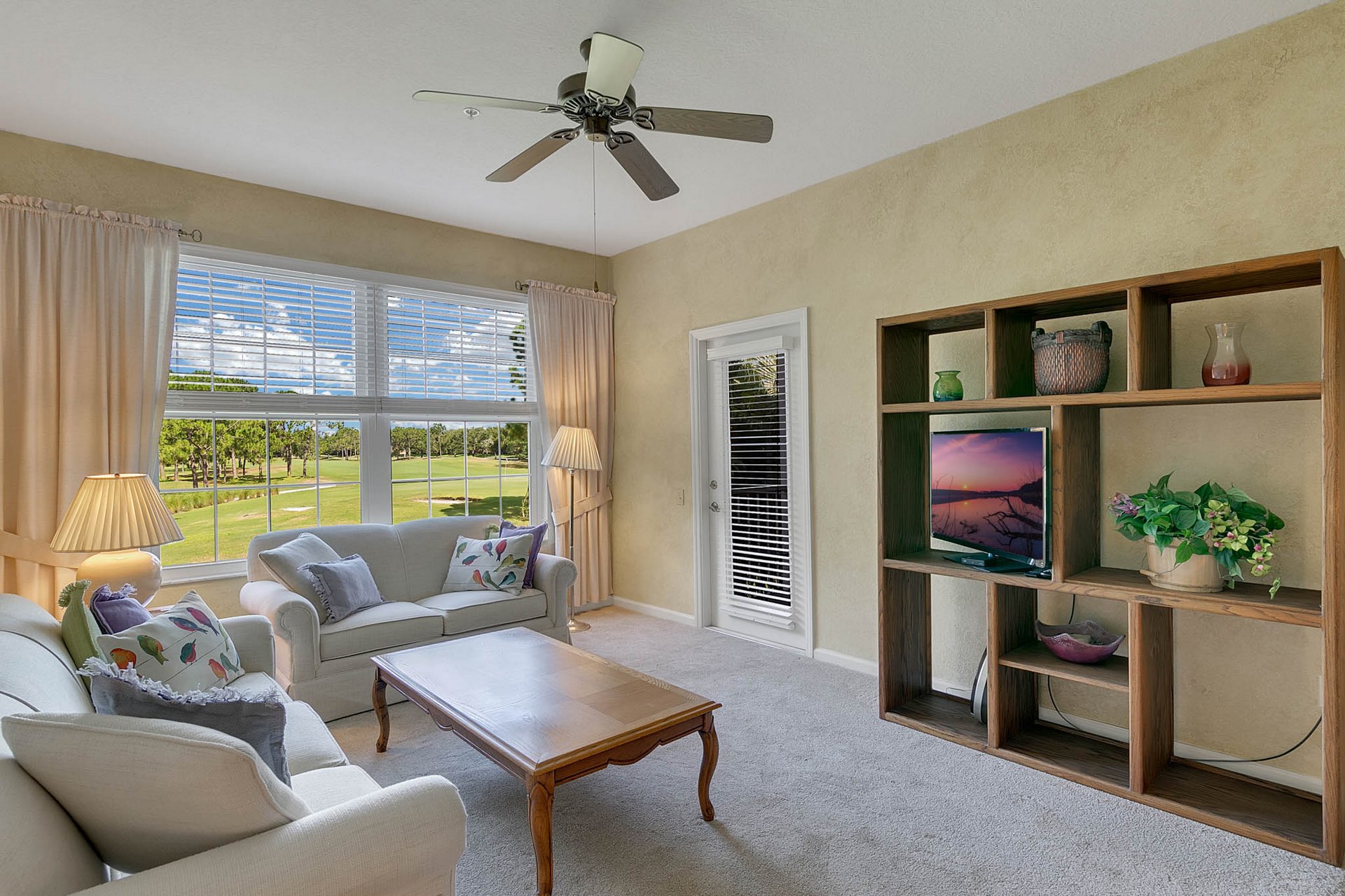 13500-Turtle-Marsh-Loop--823--Orlando--FL-32837---Edit---03---Family-Room.jpg