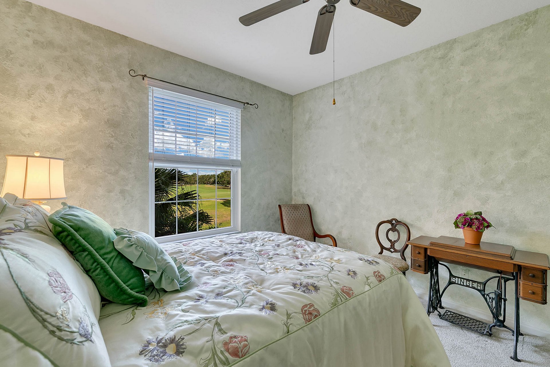 13500-Turtle-Marsh-Loop--823--Orlando--FL-32837---Edit---05---Bedroom.jpg