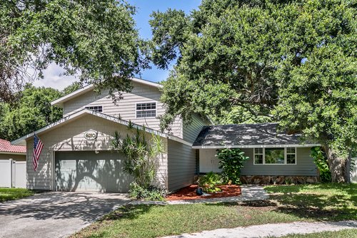 14250-Lark-Ct.-Clearwater--FL-33762--01--Exterior-Front-1-Edit.jpg