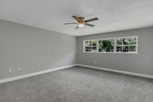 14250-Lark-Ct.-Clearwater--FL-33762--15--Owner-s-Suite-1.jpg