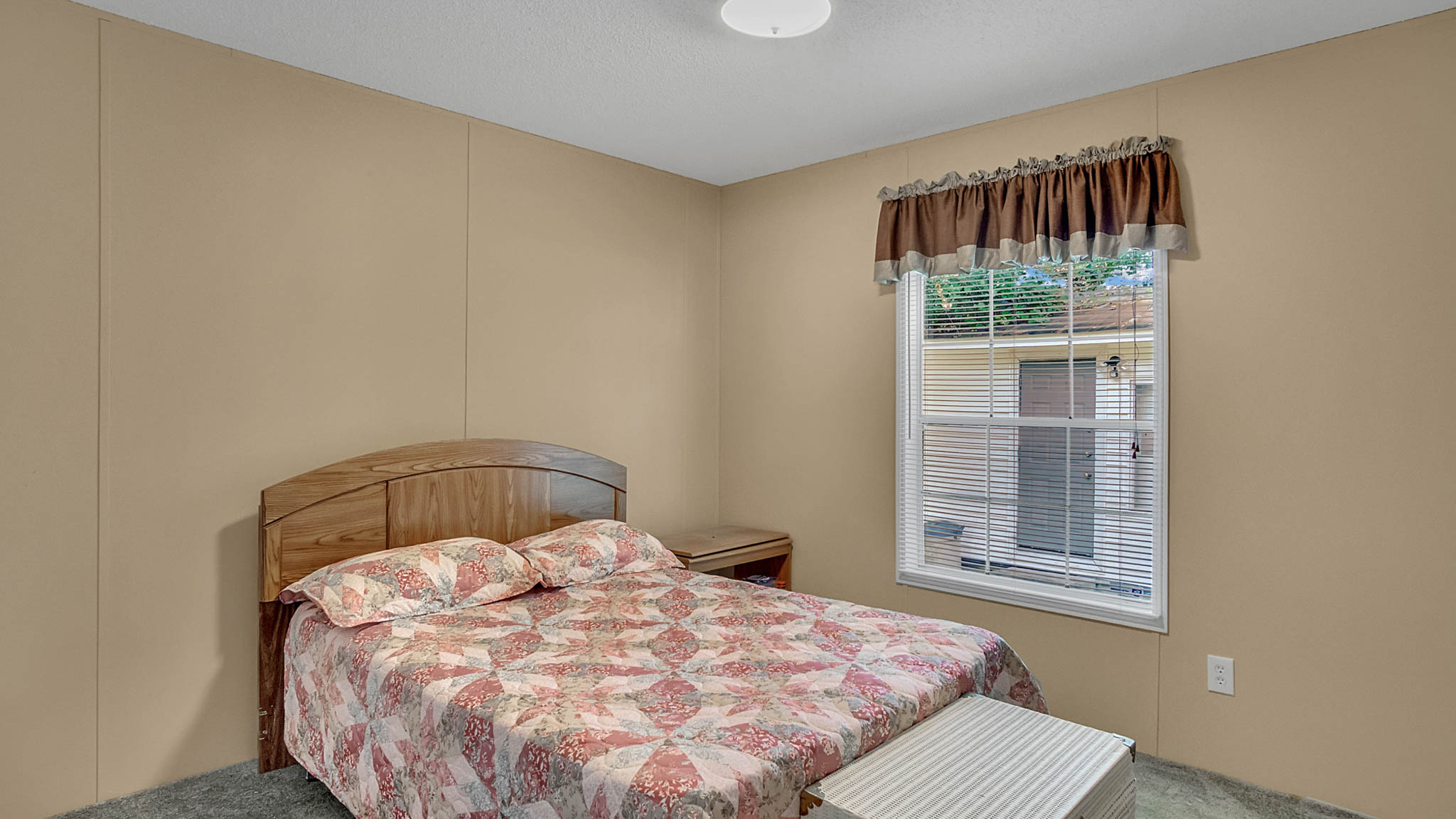 24024-Gobbler-Rd--Astor--FL-32102----16---Bedroom.jpg