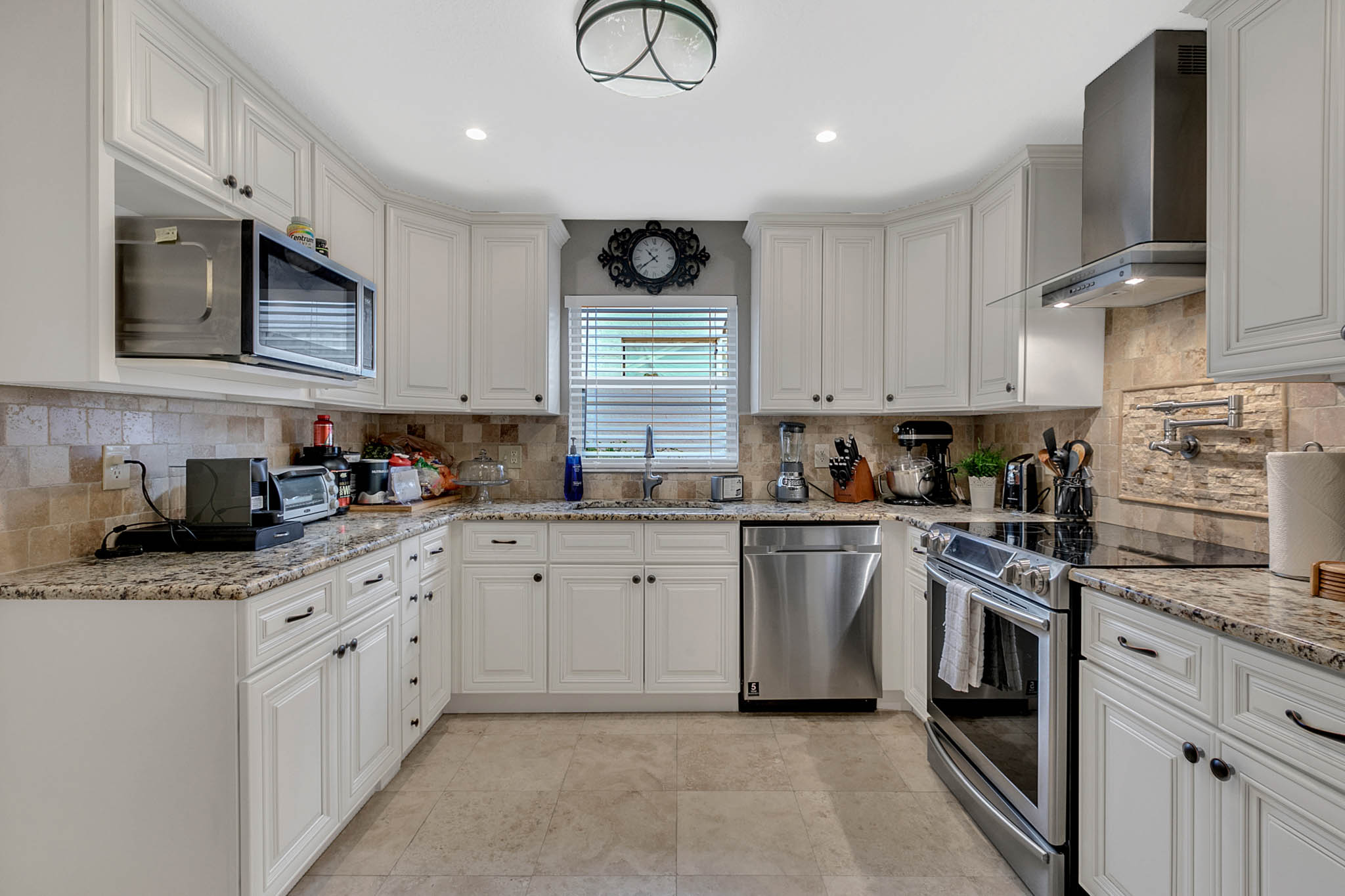 2439-Lake-Jackson-Cir--Apopka--FL-32703---07---.jpg