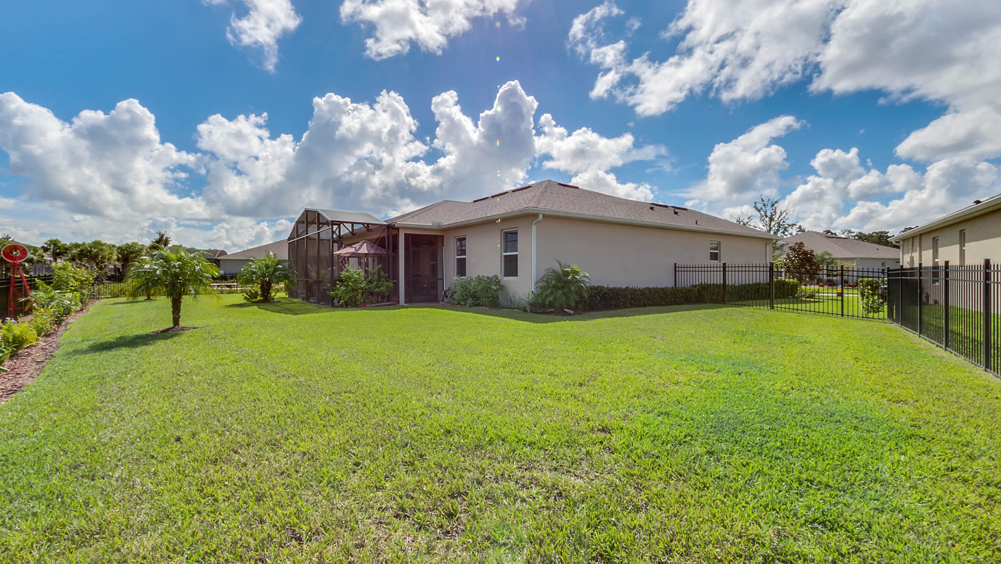 105-W-Cherry-Pl--DeLand--FL-32724----20---Backyard.jpg