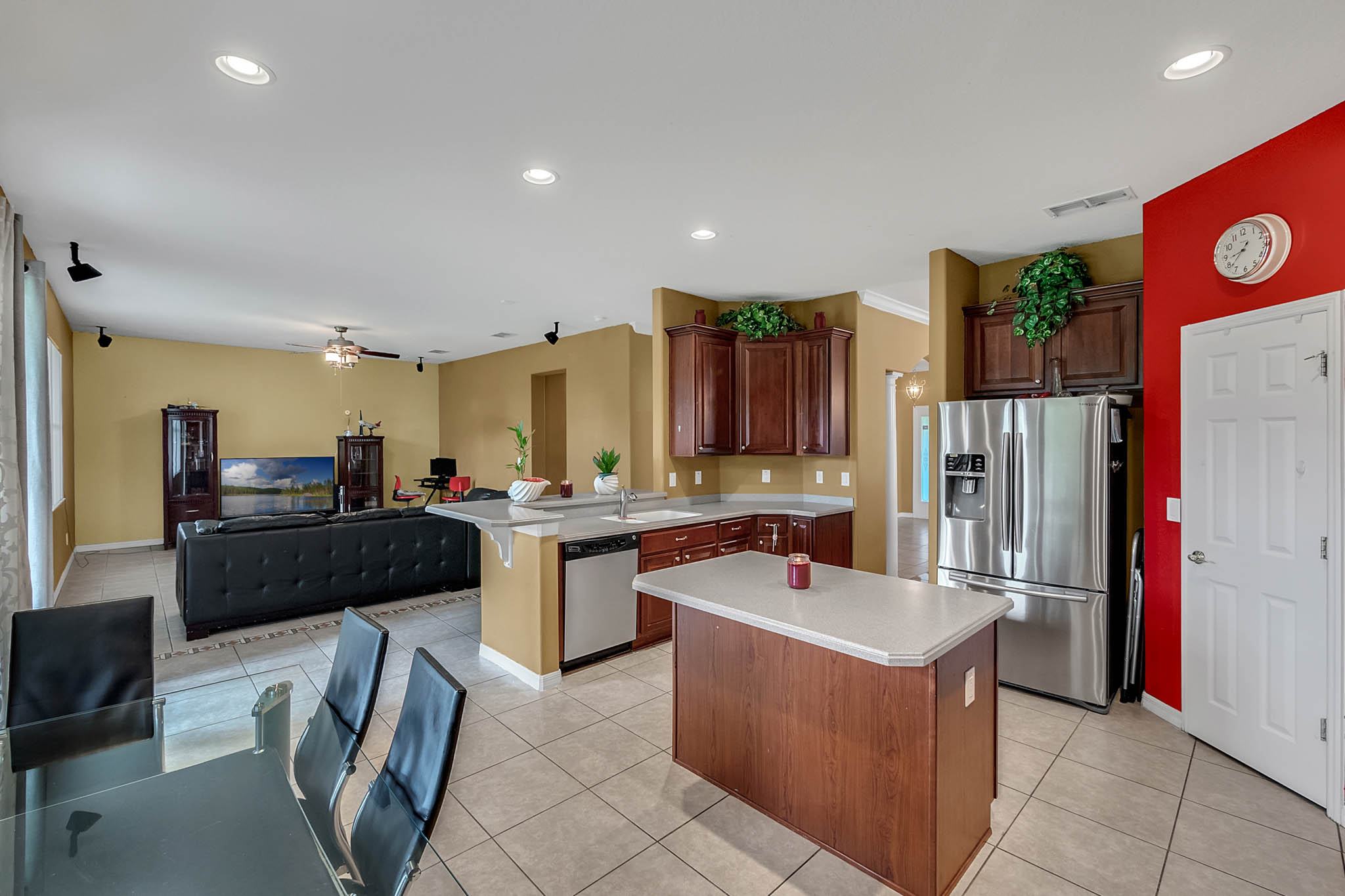 1885-Scrub-Jay-Rd--Apopka--FL-32703----11---Kitchen.jpg