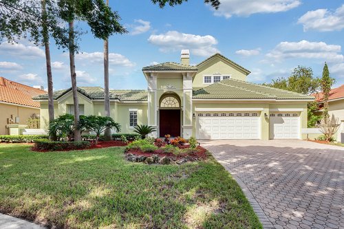 8245-Lake-Serene-Dr--Orlando--FL-32836---01---Front.jpg