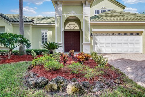 8245-Lake-Serene-Dr--Orlando--FL-32836---03---Front.jpg