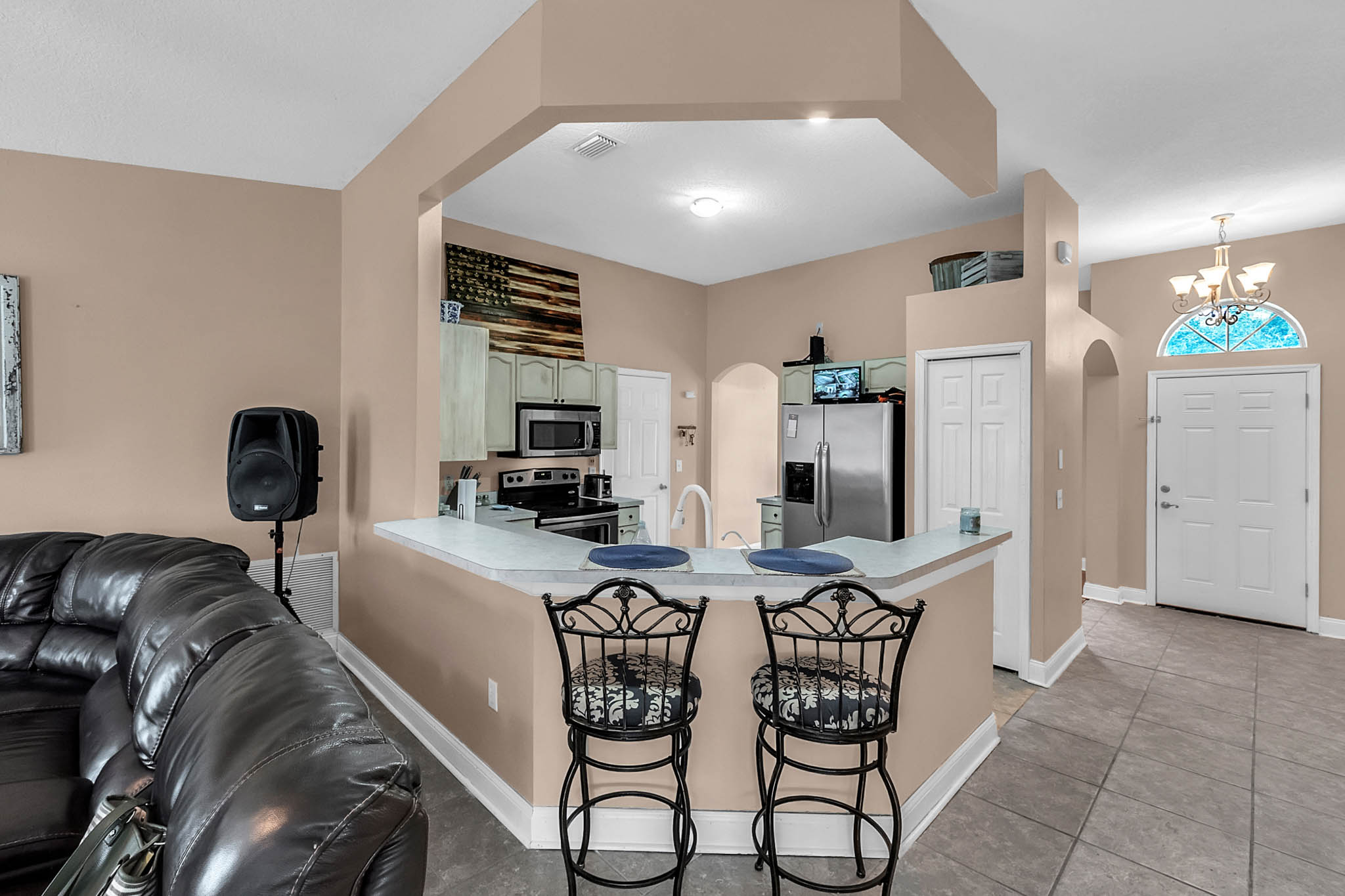 3605-Meadow-Green-Dr--Tavares--FL-32778----03---Kitchen.jpg