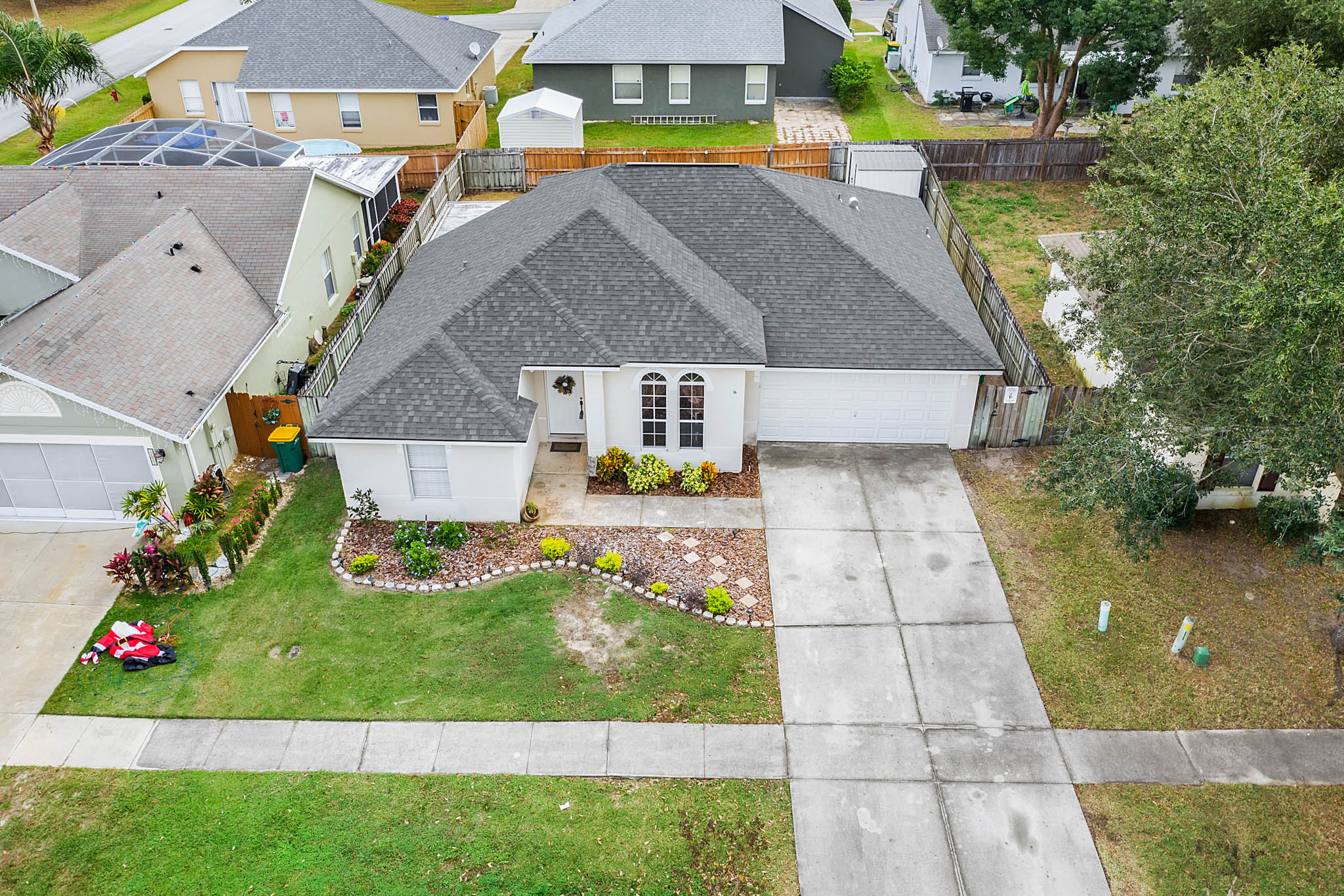 3605-Meadow-Green-Dr--Tavares--FL-32778----20---Aerial.jpg