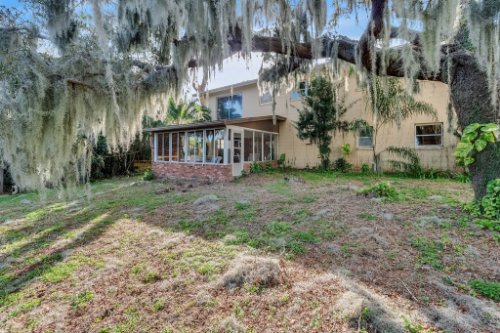 5347-W-Lake-Butler-Rd--Windermere--FL-34786----25---Backyard.jpg