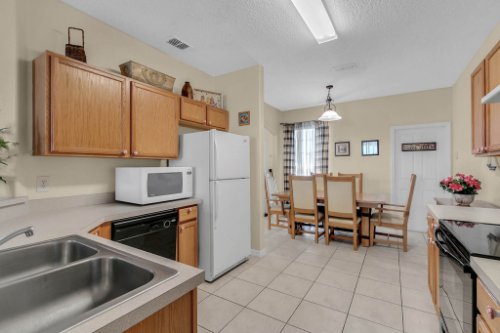 974-Knollwood-Dr--Davenport--FL-33837----07---Kitchen.jpg