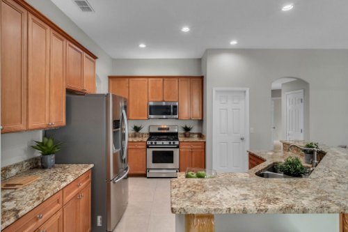 6114-Indian-Meadow-St--Orlando--FL-32819----12---Kitchen.jpg