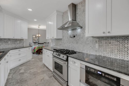 2706-Chambray-Ln.-Tampa--FL-33611--12--Kitchen-1---1.jpg