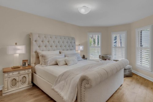 2706-Chambray-Ln.-Tampa--FL-33611--23--Owner-s-Suite-1---1.jpg