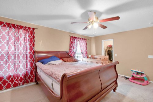 4715-Langdale-Dr--Orlando--FL-32808----19---Master-Bedroom.jpg