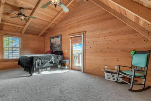 38726-Sulen-Rd--Lady-Lake--FL-32159----18---Master-Bedroom.jpg