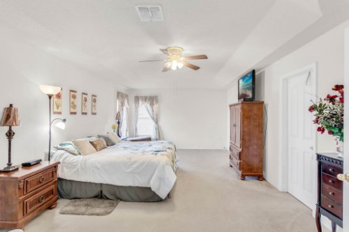 2719-Amanda-Kay-Way--Kissimmee--FL-34744----25---Master-Bedroom.jpg