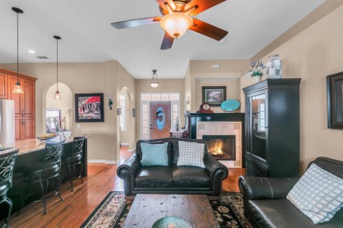 2251-Jessica-Ln--Kissimmee--FL-34744----08---Family-Room.jpg