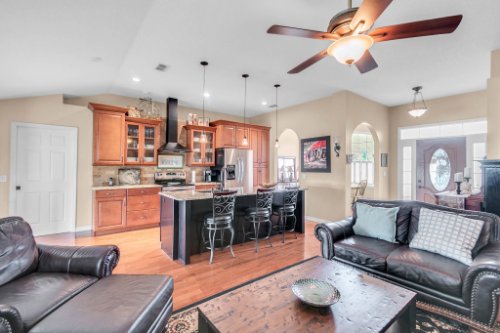 2251-Jessica-Ln--Kissimmee--FL-34744----12---Kitchen.jpg