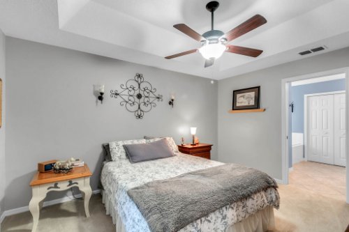 2251-Jessica-Ln--Kissimmee--FL-34744----17---Master-Bedroom.jpg
