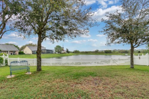 2251-Jessica-Ln--Kissimmee--FL-34744----29---Backyard.jpg