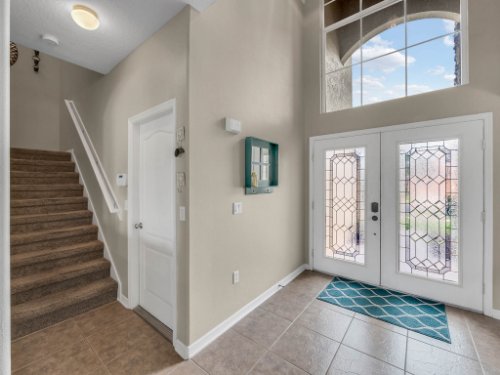 5549-Oakworth-Pl--Sanford--FL-32773----04---Foyer.jpg