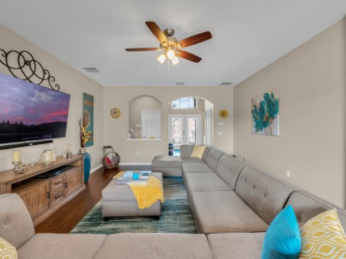 5549-Oakworth-Pl--Sanford--FL-32773----06---Living.jpg