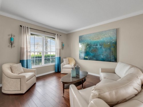 5549-Oakworth-Pl--Sanford--FL-32773----09---Family-Room.jpg