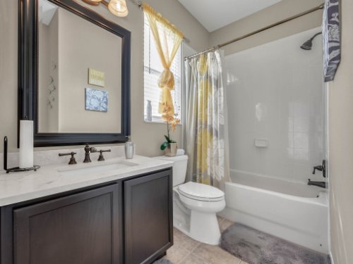 5549-Oakworth-Pl--Sanford--FL-32773----34---Bathroom.jpg