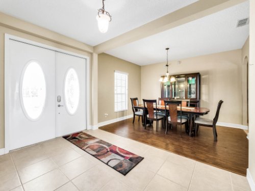 23539-Companero-Dr--Sorrento--FL-32776----06---Foyer.jpg