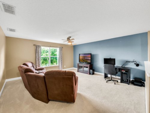 23539-Companero-Dr--Sorrento--FL-32776----18---Loft.jpg