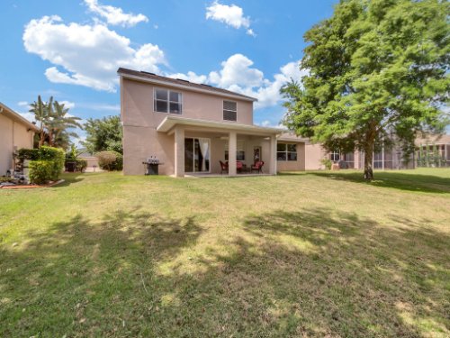 23539-Companero-Dr--Sorrento--FL-32776----33---Backyard.jpg