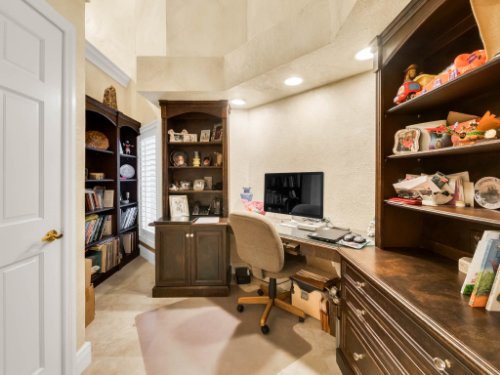 1445-Shadwell-Cir--Lake-Mary--FL-32746----26---Master-Bedroom.jpg