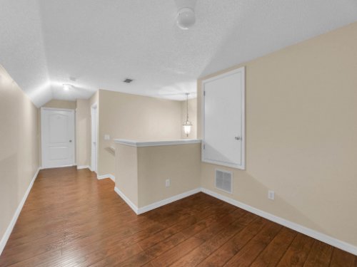 1310-Royal-St-George-Dr--Orlando--FL-32828----19---Loft.jpg