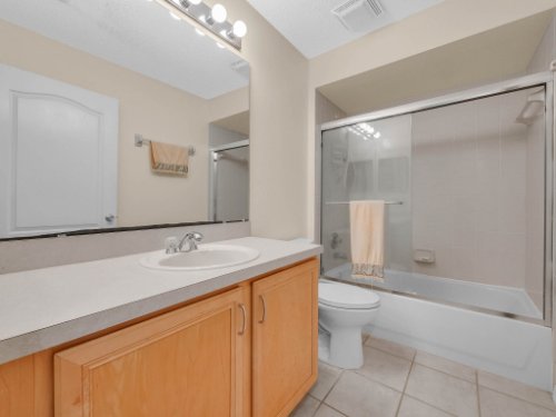 1310-Royal-St-George-Dr--Orlando--FL-32828----29---Bathroom.jpg