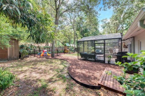 351-Howard-Blvd--Longwood--FL-32750----20---Backyard.jpg