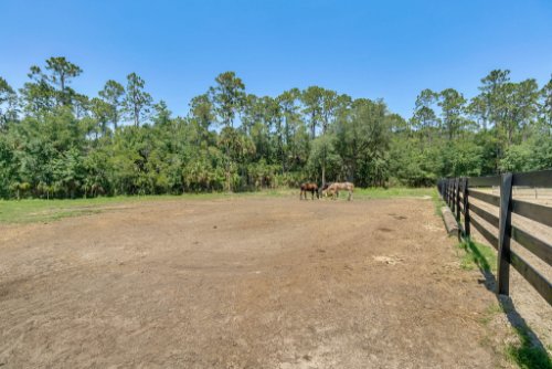 1200-lake-harney-woods-blvd--mims--fl-32754---08---reshoot.jpg