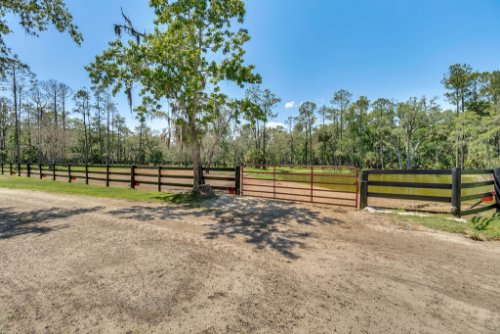 1200-lake-harney-woods-blvd--mims--fl-32754---13---reshoot.jpg