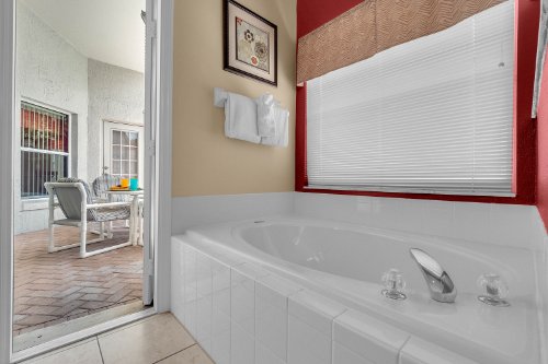 8062-indian-creek-boulevard--kissimmee--fl-34747----11.jpg