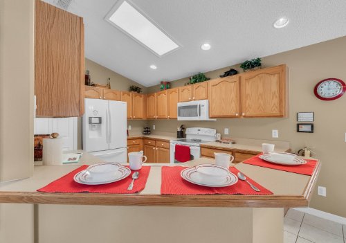 8062-indian-creek-boulevard--kissimmee--fl-34747----28---copy.jpg