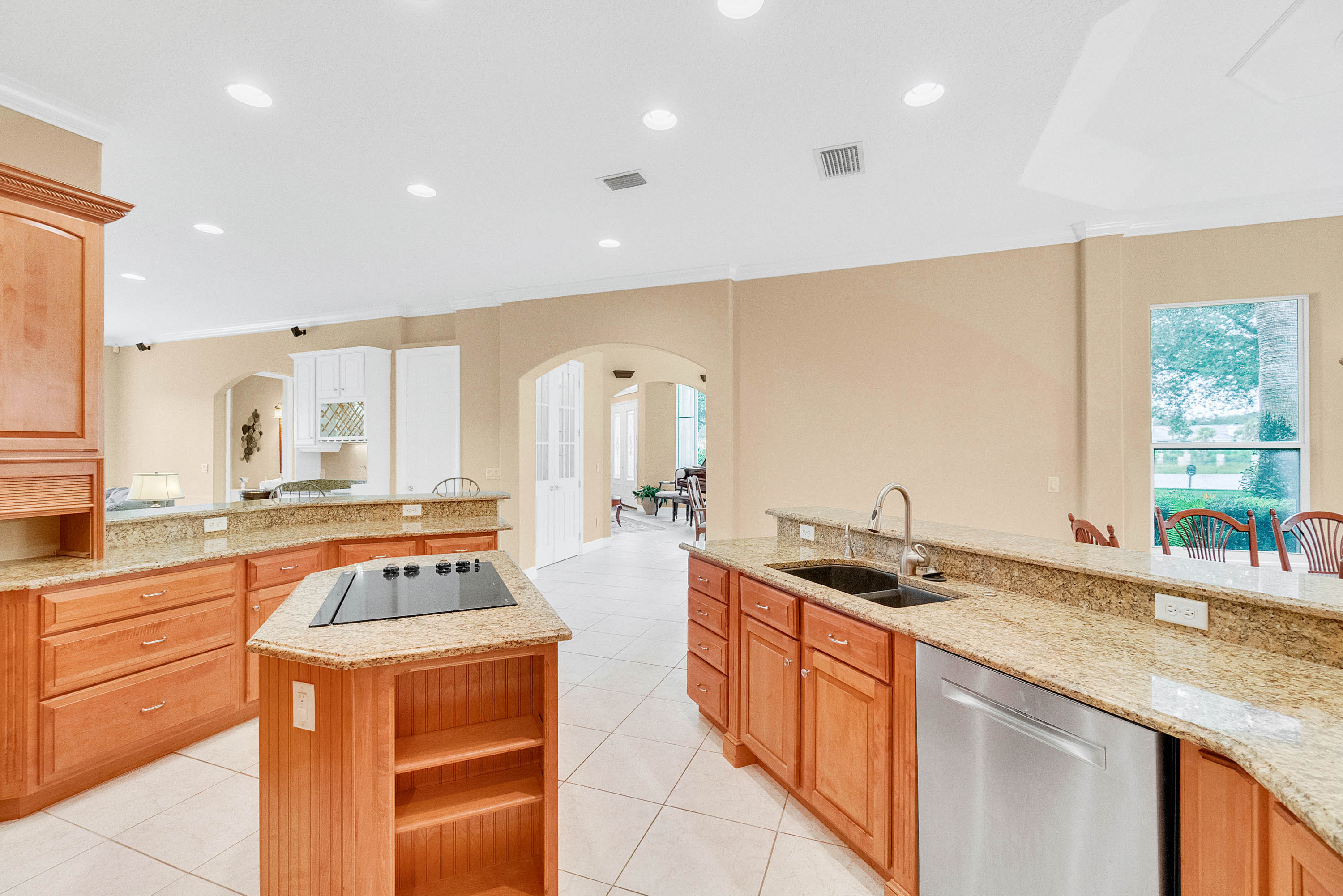 290-saddleworth-place--lake-mary--fl-32746----40.jpg
