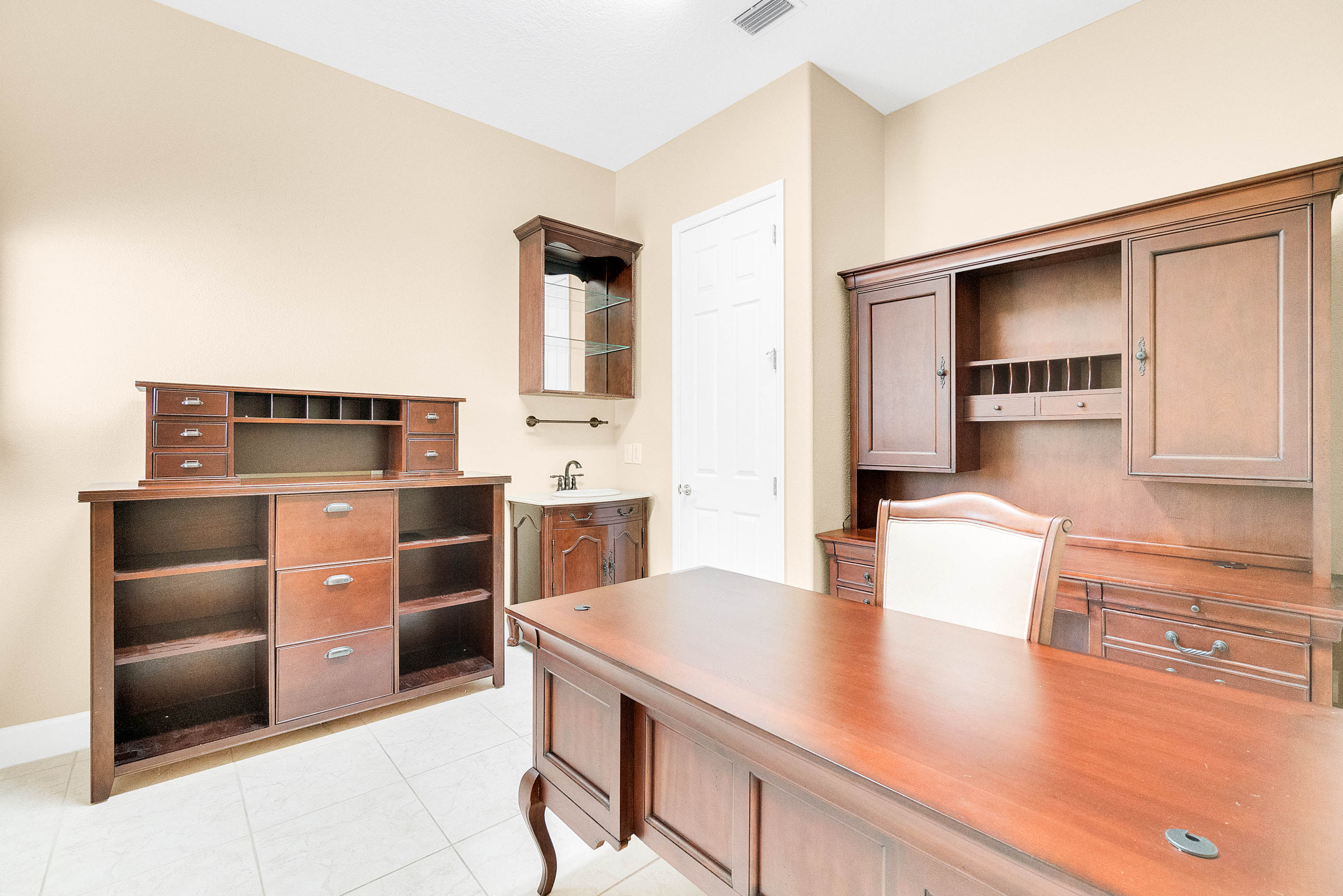 290-saddleworth-place--lake-mary--fl-32746----43.jpg