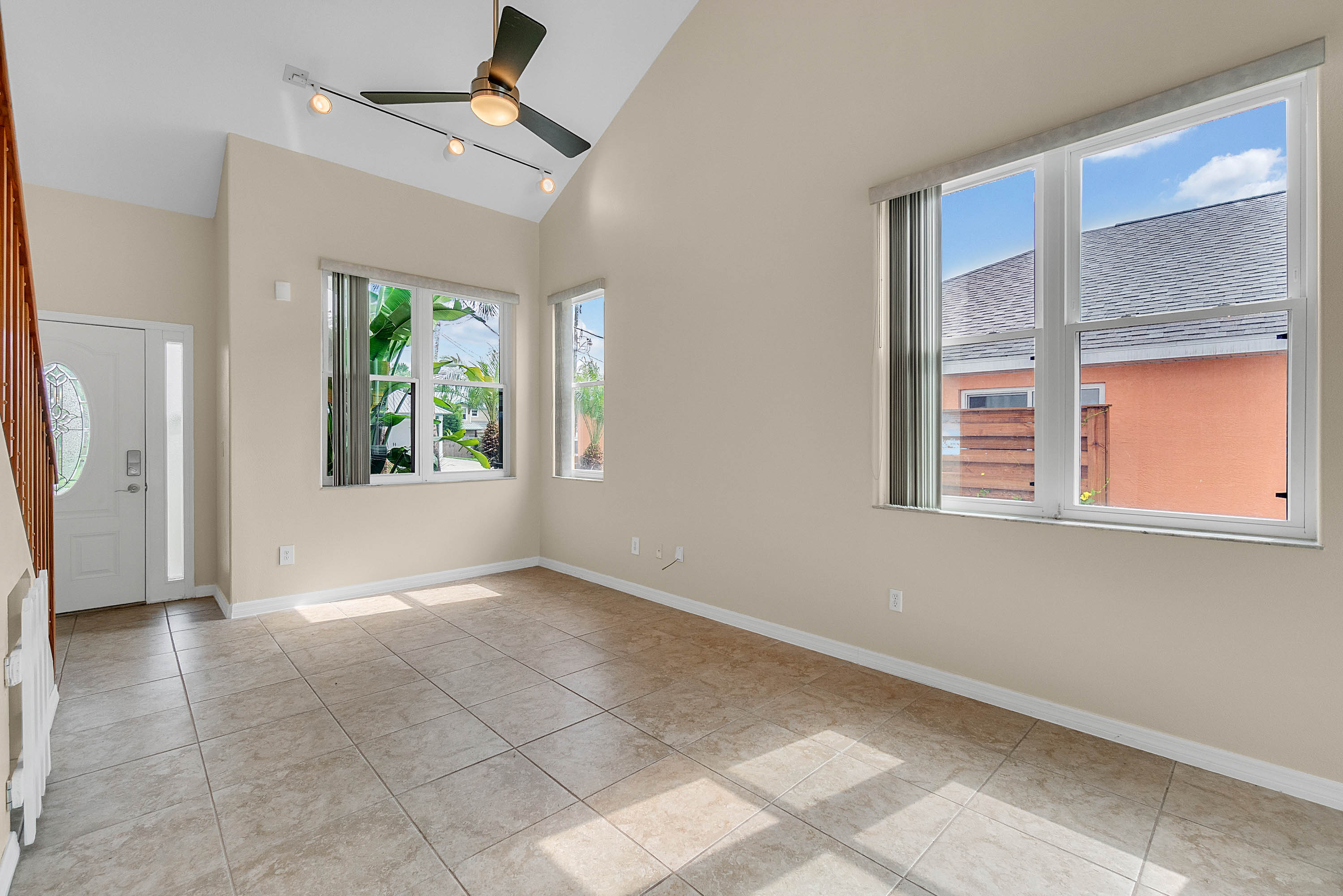 805-carol-avenue--new-smyrna-beach--fl-32169----21.jpg