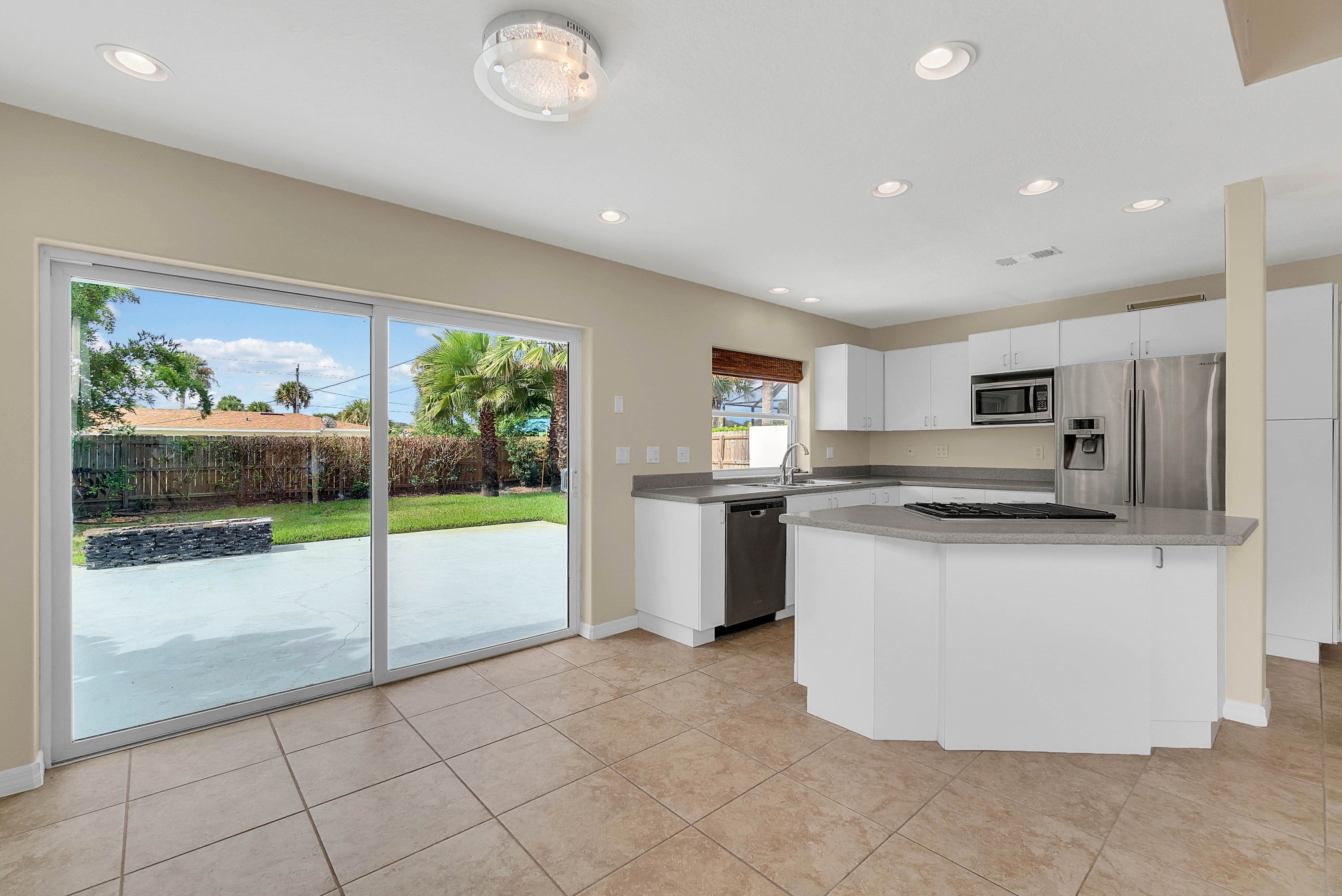 805-carol-avenue--new-smyrna-beach--fl-32169----23.jpg