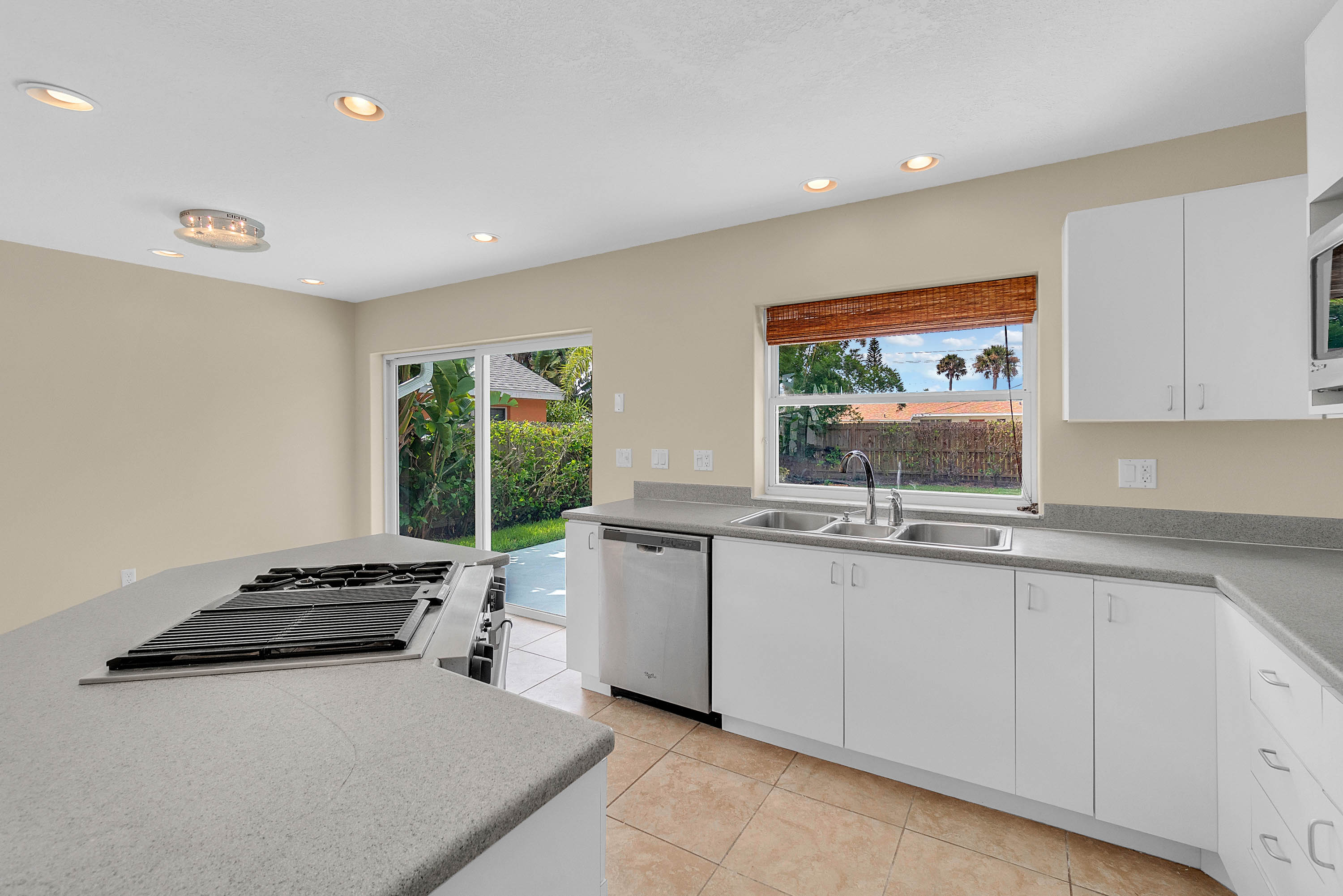 805-carol-avenue--new-smyrna-beach--fl-32169----27.jpg