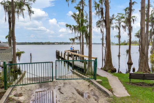 836-oakdale-street--windermere--fl-34786----community--3-.jpg